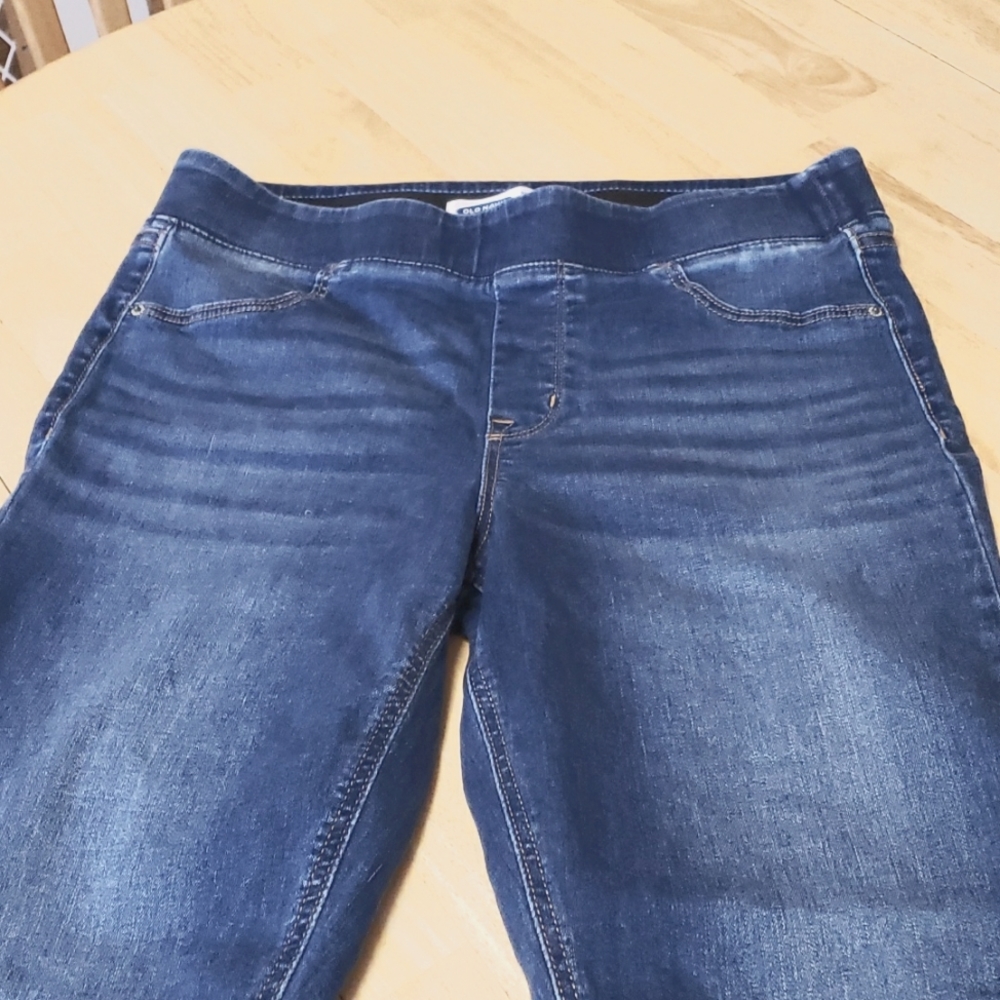 - Old Navy jeggings